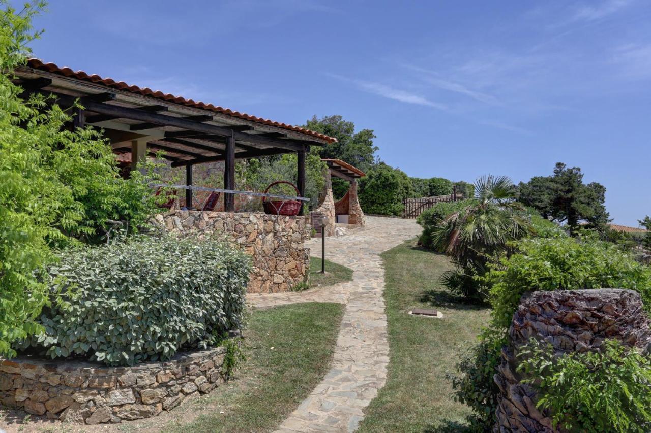 Villa Maria - Capo D'Orso - Home And More Palau Bagian luar foto
